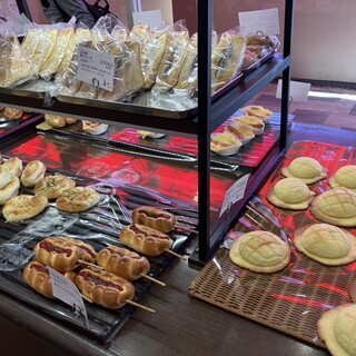 本間製パン本社工場直売ベーカリーアヴァンセ_0