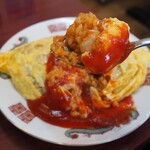餃子と大衆中華 まるい飯店 - オムライス