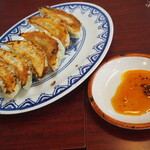 餃子と大衆中華 まるい飯店 - 昼飲みセット（焼餃子）