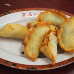 餃子と大衆中華 まるい飯店 - 揚げ餃子