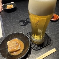 WA-DINNER き - 生ビール＆生湯葉とズワイガニの胡麻だれかけ
