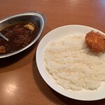 ジンコック - カシミール風のポークカリー(極辛)+カニクリームコロッケ