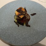 レストランエール - 牛タン　赤ワイン、フォアグラ、リンゴ、トリュフ