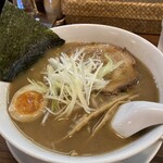 とろこくチャーシュー ごとく - 料理写真:アゴ出汁醬油ラーメン極