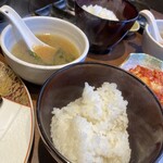 焼肉ホルモン酒場 陽真 - 牛ダシのお味噌汁美味しい