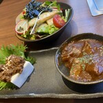 焼肉ホルモン酒場 陽真 - チョレギサラダ、豆腐肉味噌、ビーフシチュー