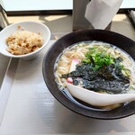 想ひ出noふらた屋 - 2025年４月　うどんと炊き込みご飯（1000円）