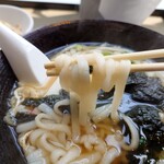 想ひ出noふらた屋 - 2025年４月　麵持ち上げ