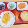 まつしろ食堂 - 白い豚汁 
おかず不足はのりたまふりかけで乗り越える(^_^;)