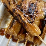 伊勢たがねみたらし 六代目やじろ兵衛 - タレが たっぷり!!かかっていて たがねの みたらし…柔らか〜くて ｳﾏｯ (° ∀° ≡  ° д°) ｳﾏｯ♪( ◜௰◝و(و "