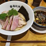 淡麗醤油らぁ麺 鶏松 - 