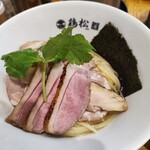 淡麗醤油らぁ麺 鶏松 - 