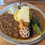 スパイスカレー ボマイェ - 