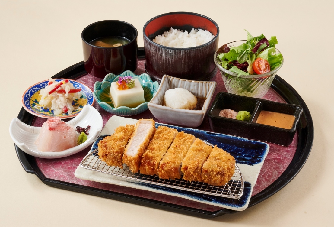 きよやす 写真：御曹司 きよやす邸 六本木本店 （おんぞうしきよやすてい