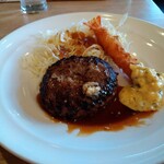 ガスト - チーズINハンバーグとエビフライ