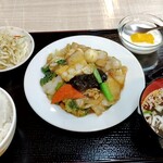 聚楽園 - 八宝菜定食
