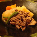 石塀小路豆ちゃ - 肉じゃが