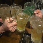 宇多津ホルモン - カンパーイ(*^^*)パッと見5人に見えるけど3人です( ;´･ω･`)