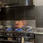 徳うち山 - 調理の様子を拝見出来るのも楽しい