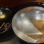 徳うち山 - 美しいお椀