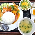 ホアン グェン - 