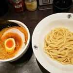 こってりらーめん 誉 - つけ麺白麺少なめ 950円
