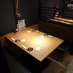 Itamae Sushi Hanare - テーブル席