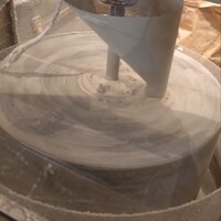 自家製粉石臼挽きうどん 青空blue 本店 - 石臼