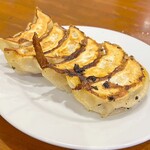 中華料理 餃子の店 三幸園 白山通り店 - 