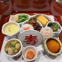 伊万栄 - 