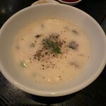 手延べ餃子バー ウイング ビレッジ - 