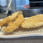 天ぷら定食 まきの - キス天・いか天・れんこん天