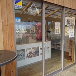 自然卵農園 菓子工房 - 外観です