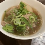 お好み焼き 義 - 牛すじ煮込み