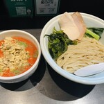 らーめん三極志 - 地中海風あさりトマトつけ麺