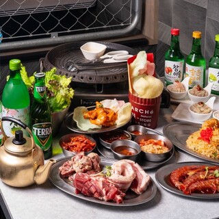 韓国屋台料理に中華テイストの料理まで堪能♪