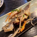 たちばな寿司 - 小アジの南蛮漬け。揚げたて、漬けたてです