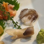 たちばな寿司 - 生鳥貝と本ミル貝です