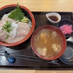  寿司酒場 すし屋の秀ヨシ - 