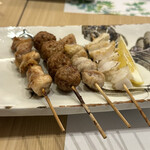 万彩 - 焼鳥盛合せ