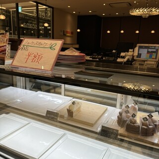 カフェ&バル シエナ_0