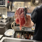 寿司居酒屋 伝次郎 - かなり大きい