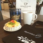 ギャレットカフェ　ミーツ　ダウンステアーズ - ギャレットポップコーンを並ばずに買える限定コラボショップが六本木ミッドタウンにオープン！っとのことでミーハーですがやってきました＼(^o^)／ しかしメルセデスベンツって本当に優雅ですね～♡　並ぶどころか、ほぼ貸切状態でした(^^