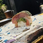 鮨shizuku 西天満 - 関サバの棒鮨(絶品)