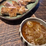 若鳥焼き もばら - もも焼き。酢醤油でサッパリ