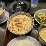 アルタイル - エビかホタテグラタンを選べる