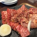 炭火焼肉 久 - 
