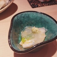 鮨 華 - 先付け　のれそれ卵黄ポン酢