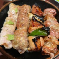 伊勢廣 京橋本店 - 焼き鳥丼アップ