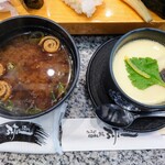 弥一 - 茶碗蒸し、赤出汁